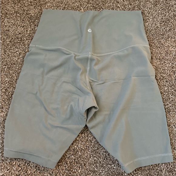 Lululemon size 12 - Picture 1 of 1